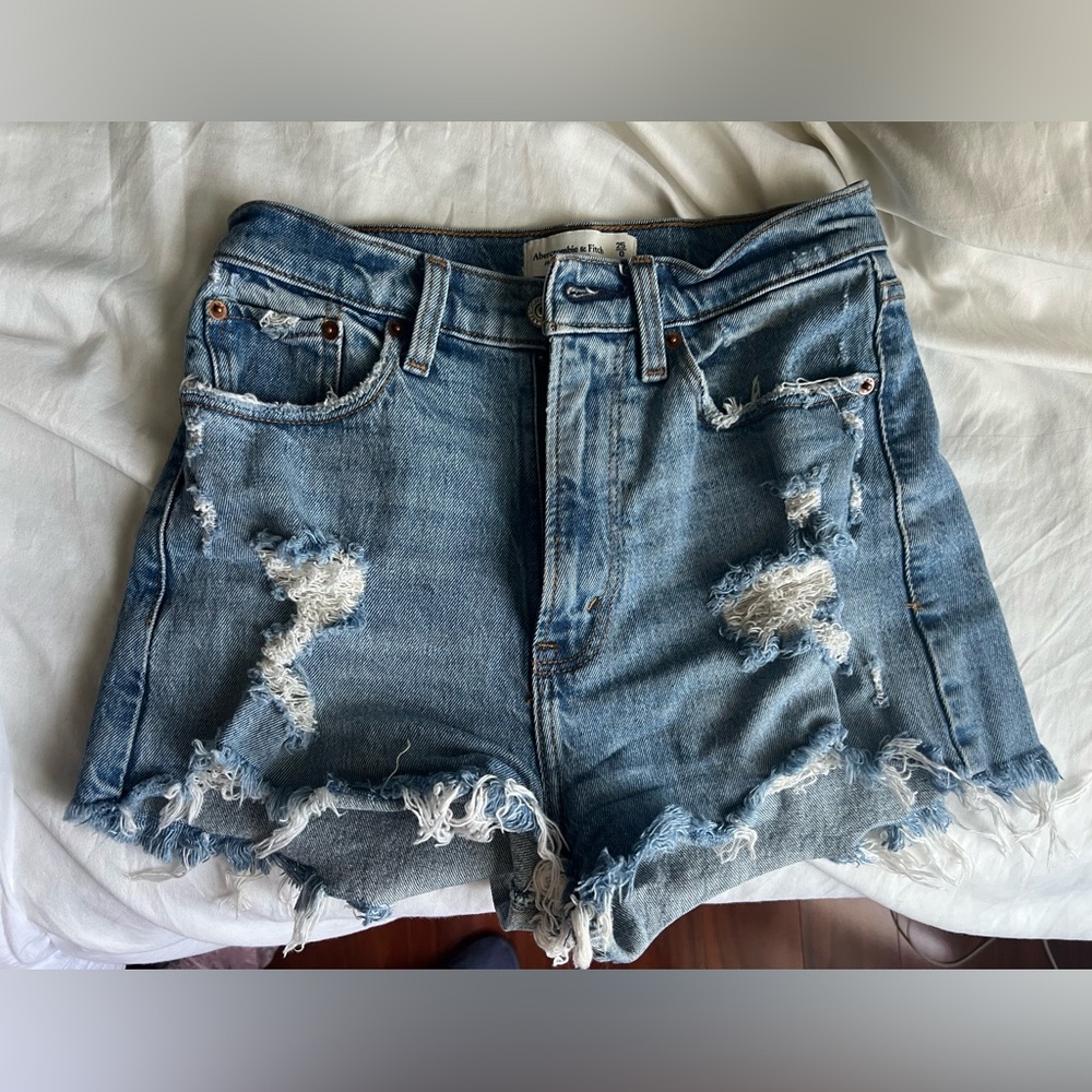 donating soon! Abercrombie & fitch curve love high waist mom shorts size 0